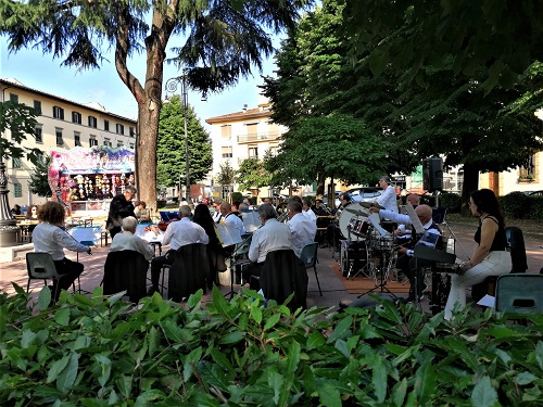 Concerto La notte vola FIRENZE piazza Pier Vettori 28 maggio 2023