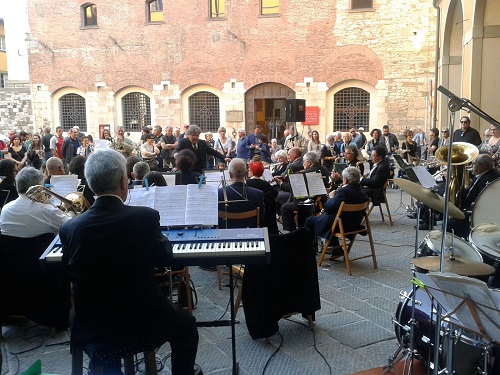 Aspettando il 25 Aprile Piazza Comune 21 aprile 2018