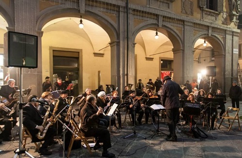 Concerto accensione albero di Natale 8 dicembre 2013